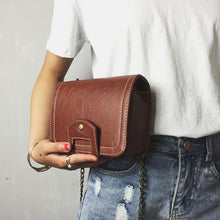 Load image into Gallery viewer, Women&#39;s Leather Messenger Bag No.2