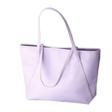 Load image into Gallery viewer, Women's Leather Messenger Bag